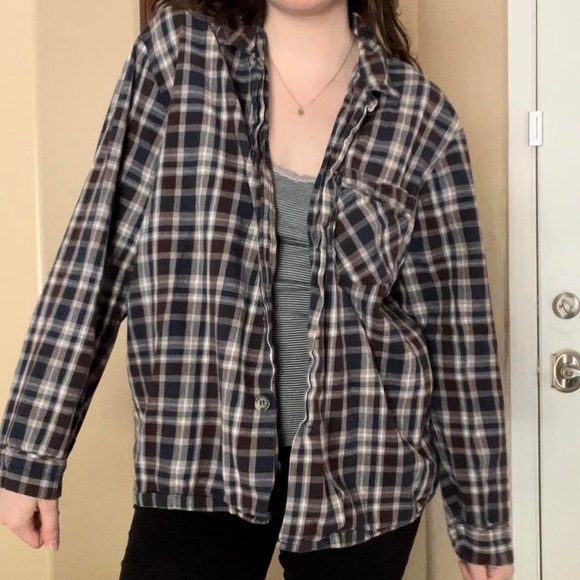 Vintage black, gray, and white flannel - Picture 1 of 4